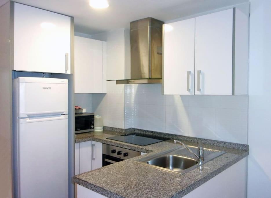 Beautiful Apartment In Calle Mayor Alicante Exteriör bild